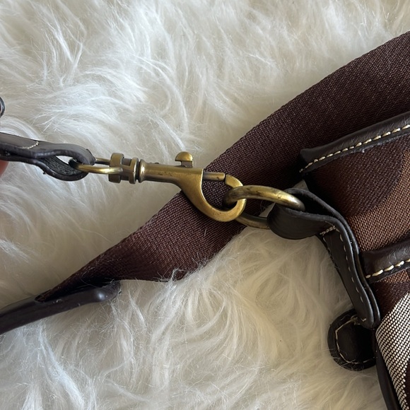 Coach signature Swingpack - Picture 5 of 6